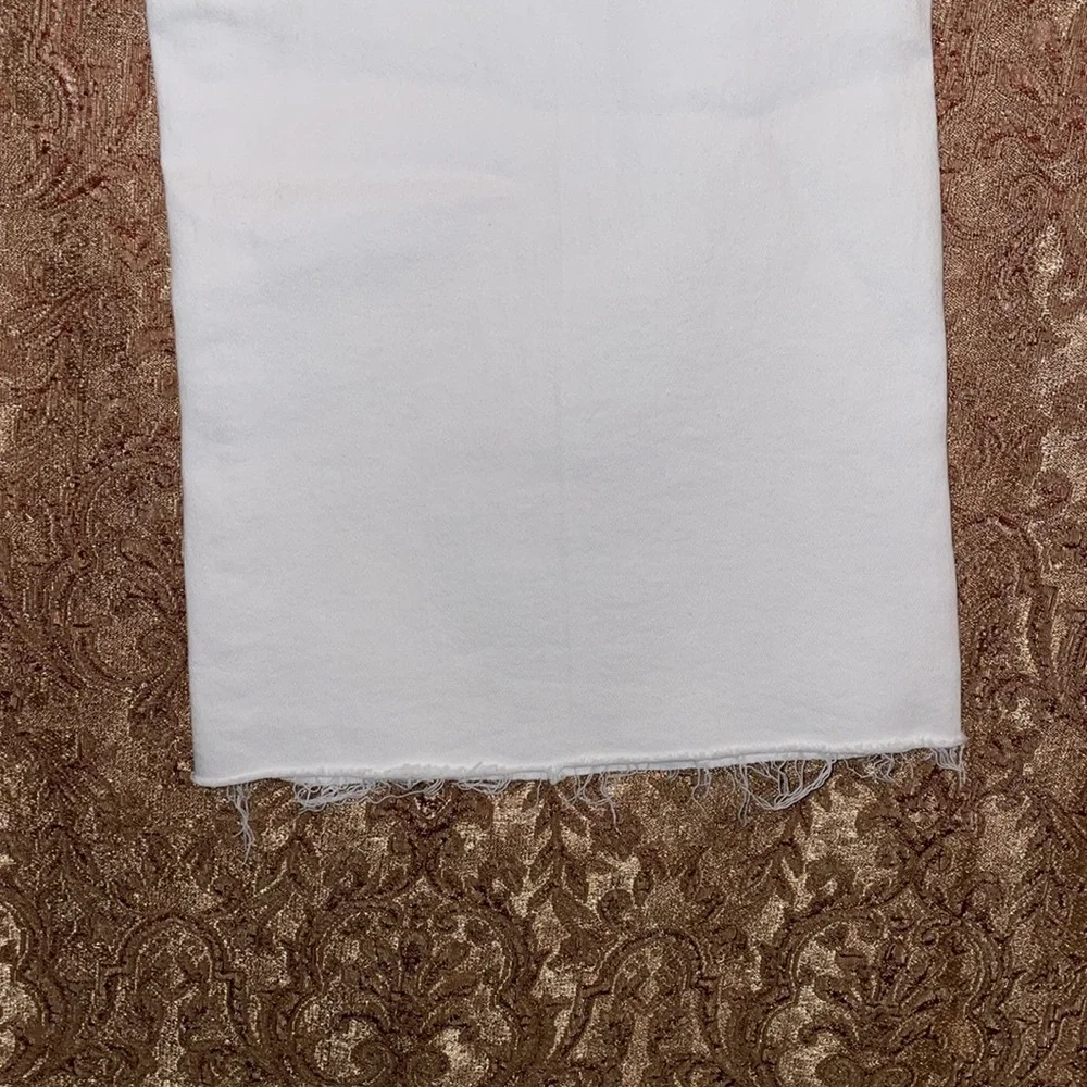 NWT 7 for all mankind LUXE VINTAGE.  White Flare Women's Jeans.  Size 26 - Picture 4 of 12